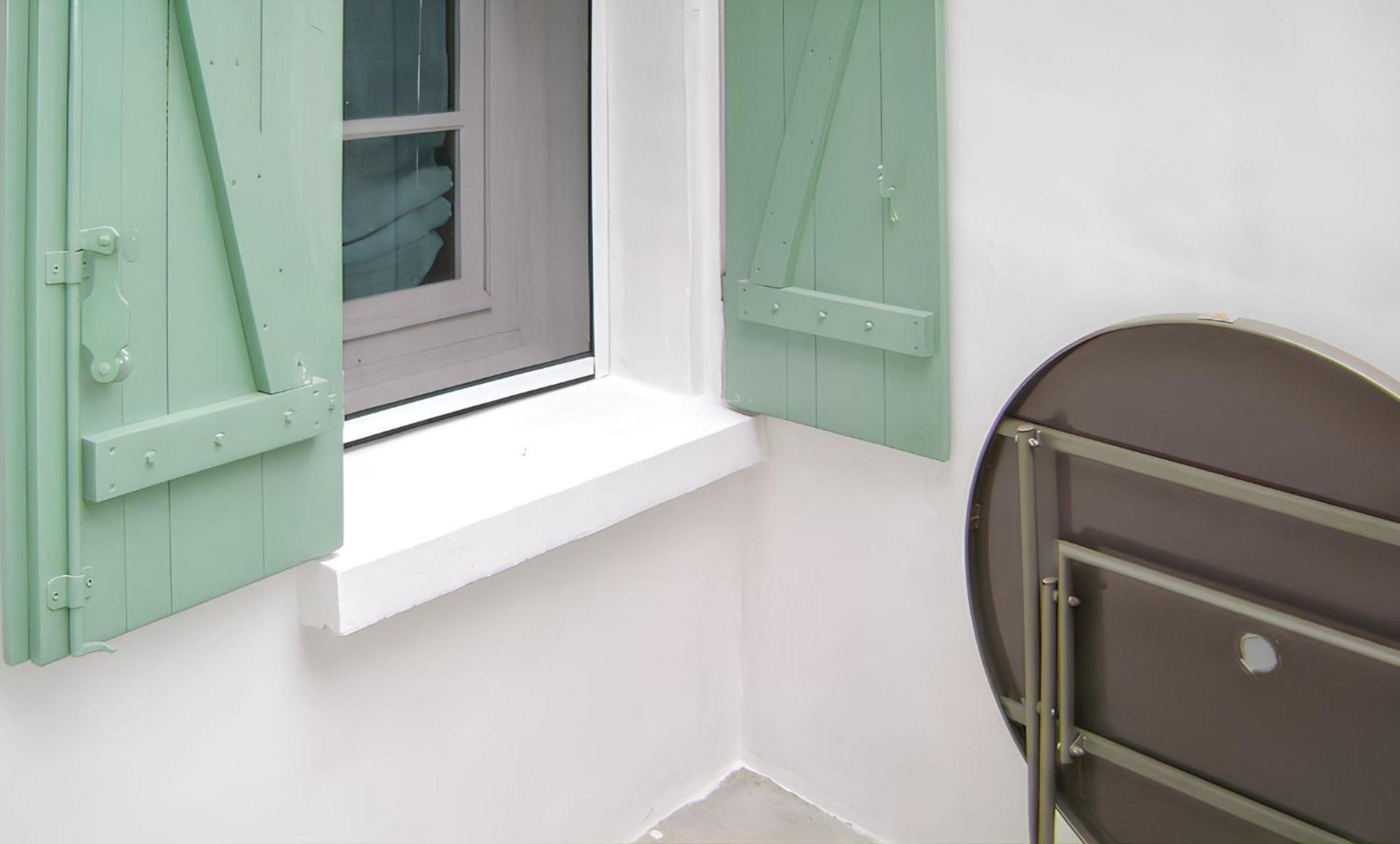Maison Charmante A Montblanc Avec Terrasse ภายนอก รูปภาพ